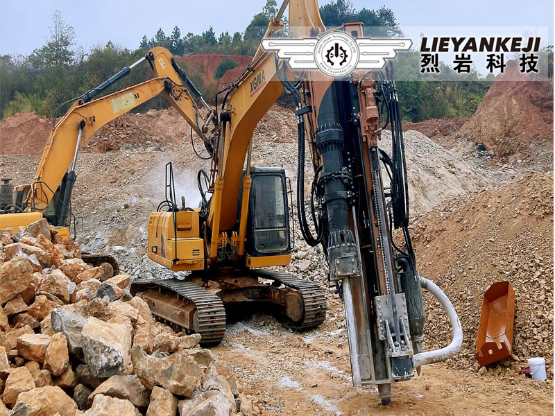 機(jī)載式巖石碎裂機(jī)在安徽